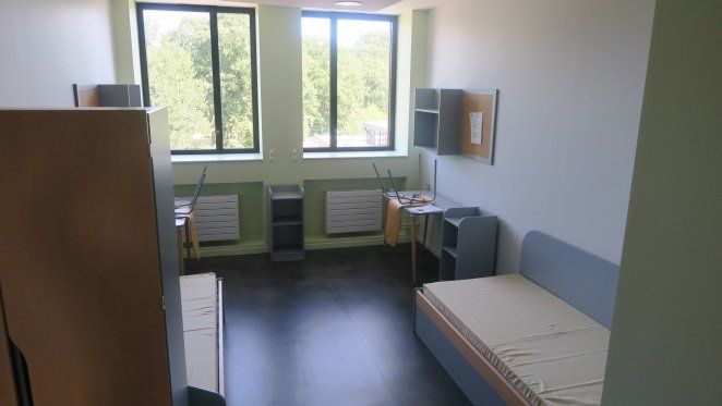 chambre d'internat pour 2 lycéens